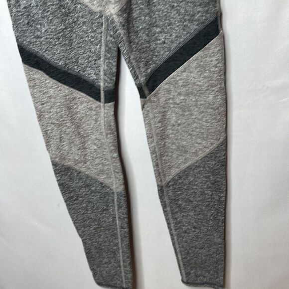 ALO Shelia Alosoft Leggings. Size Small. - Picture 3 of 8